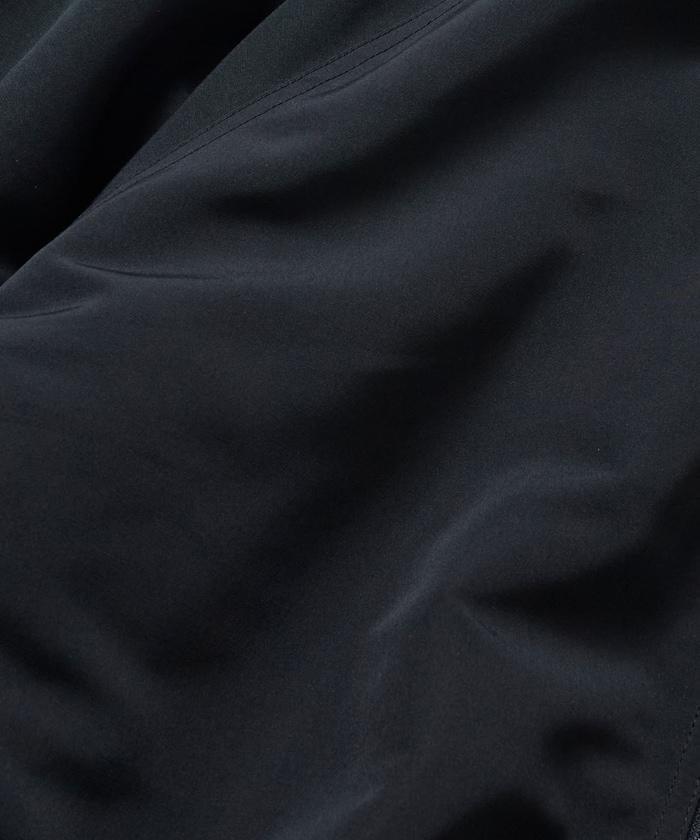 寬鬆版型尼龍抓絨可雙面穿立領夾克