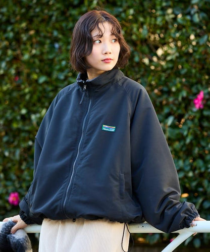 寬鬆版型尼龍抓絨可雙面穿立領夾克