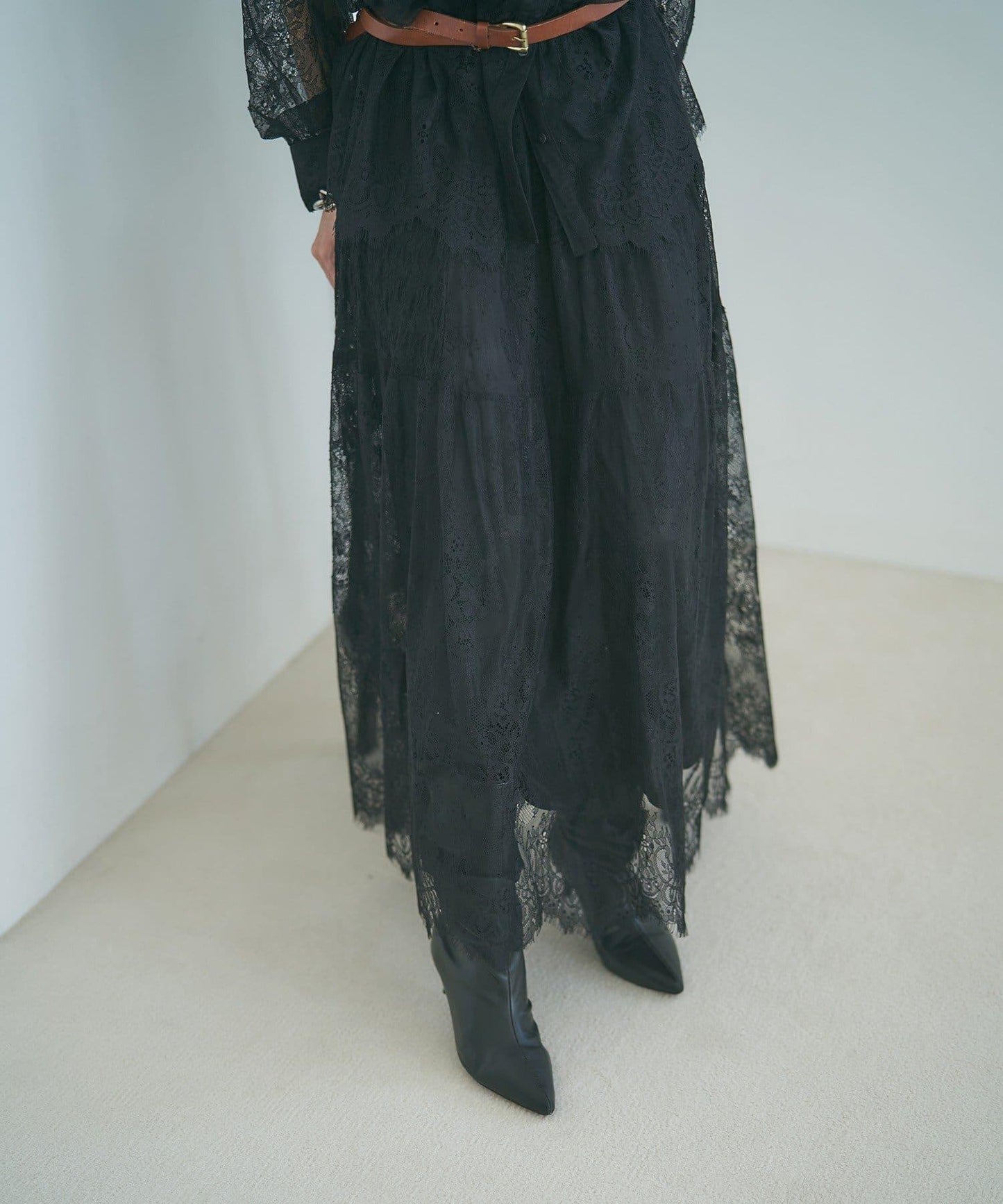 【2026SS】鬍鬚蕾絲層疊半身裙