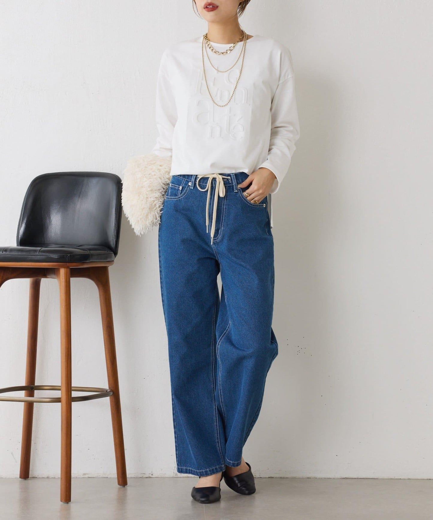 浮雕標誌短袖T恤