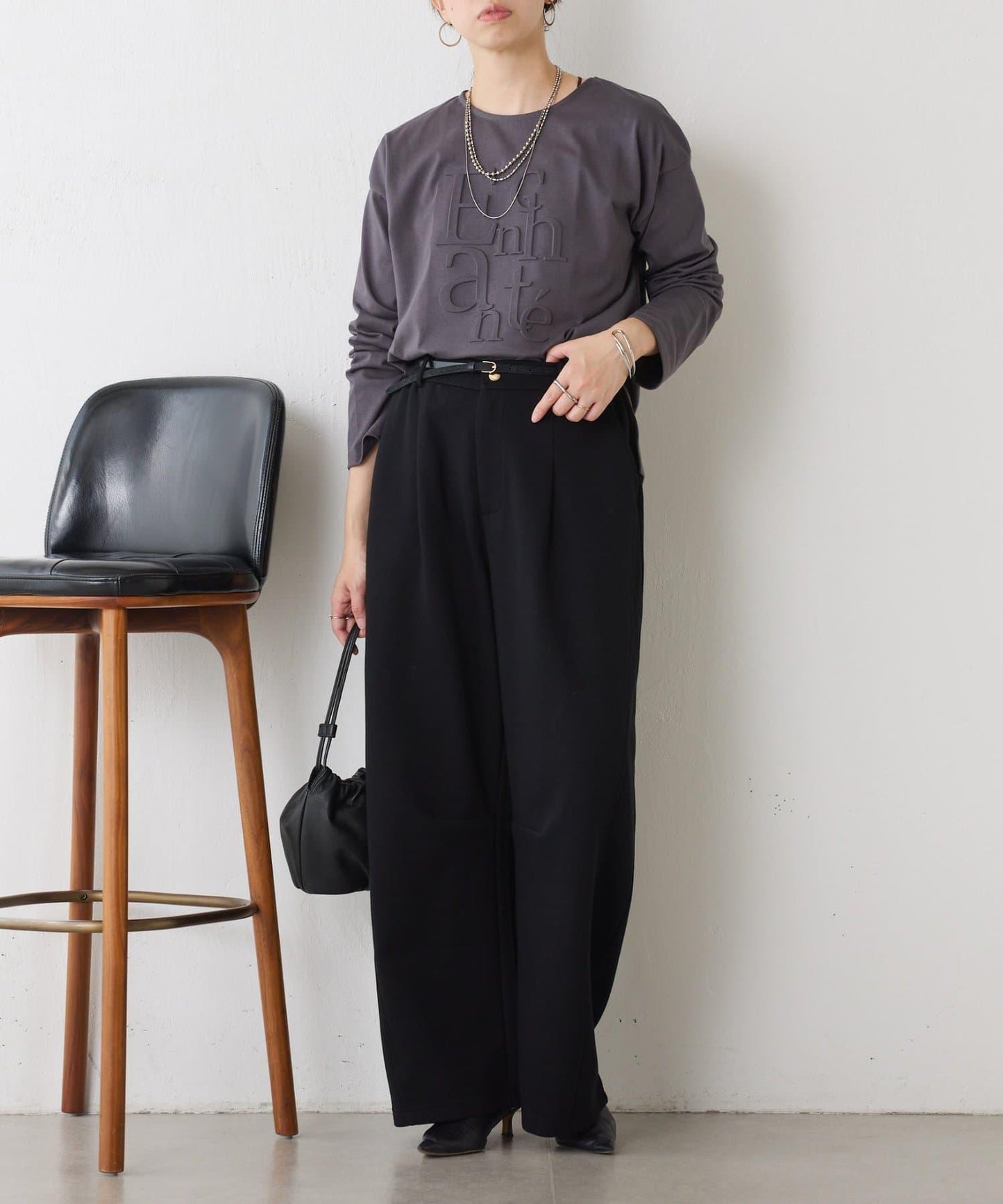 浮雕標誌短袖T恤