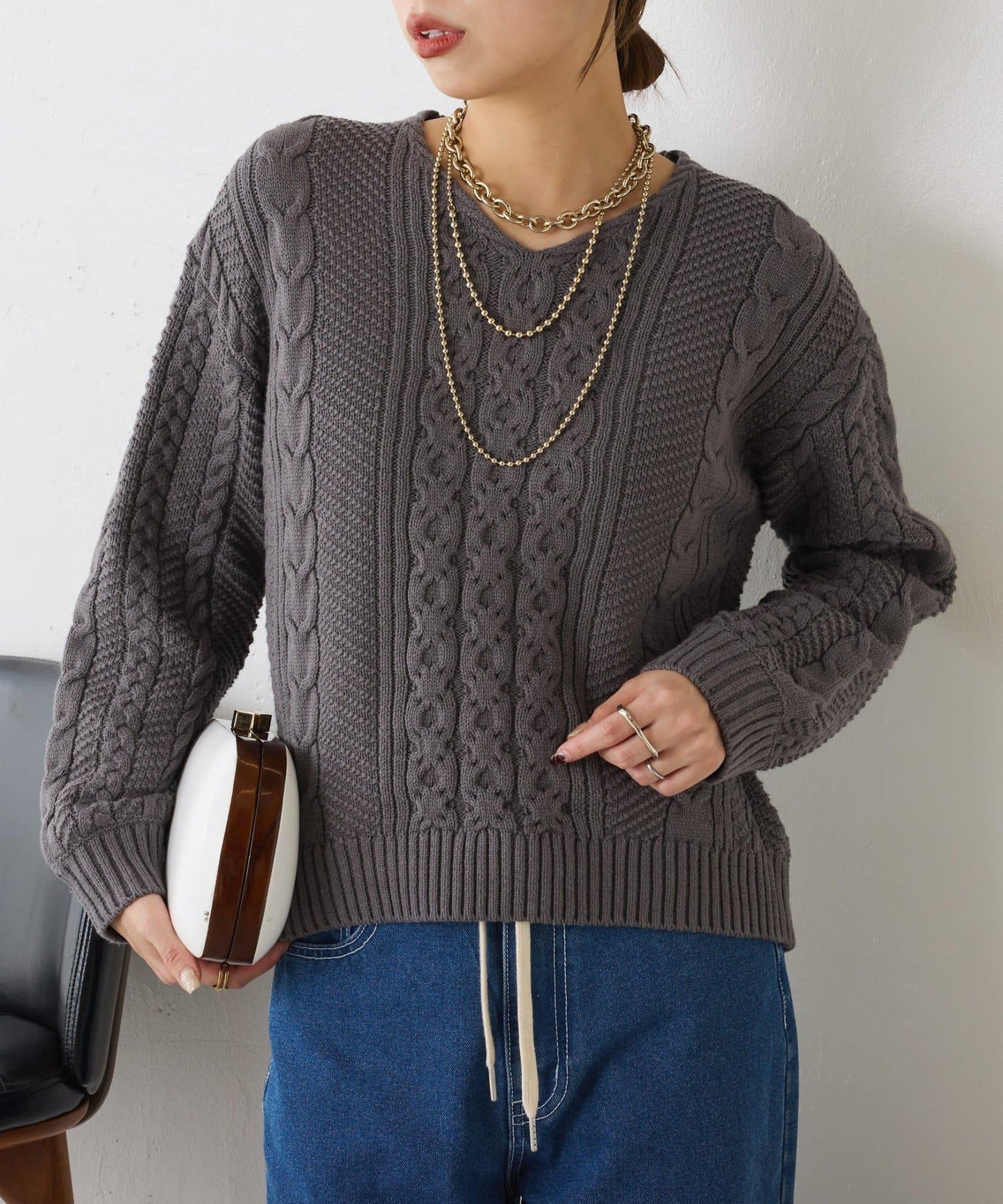 麻花V領針織衫