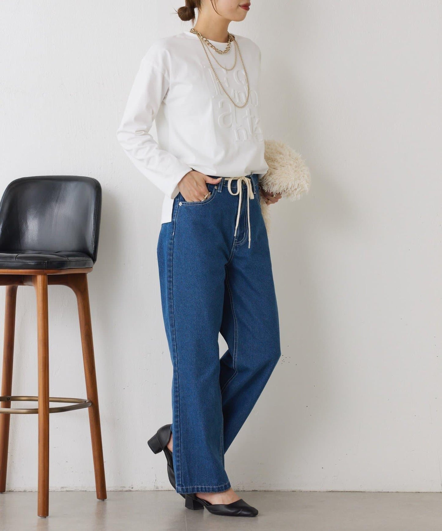 浮雕標誌短袖T恤