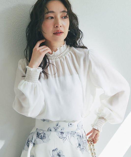 帶蝴蝶結領褶皺收腰襯衫