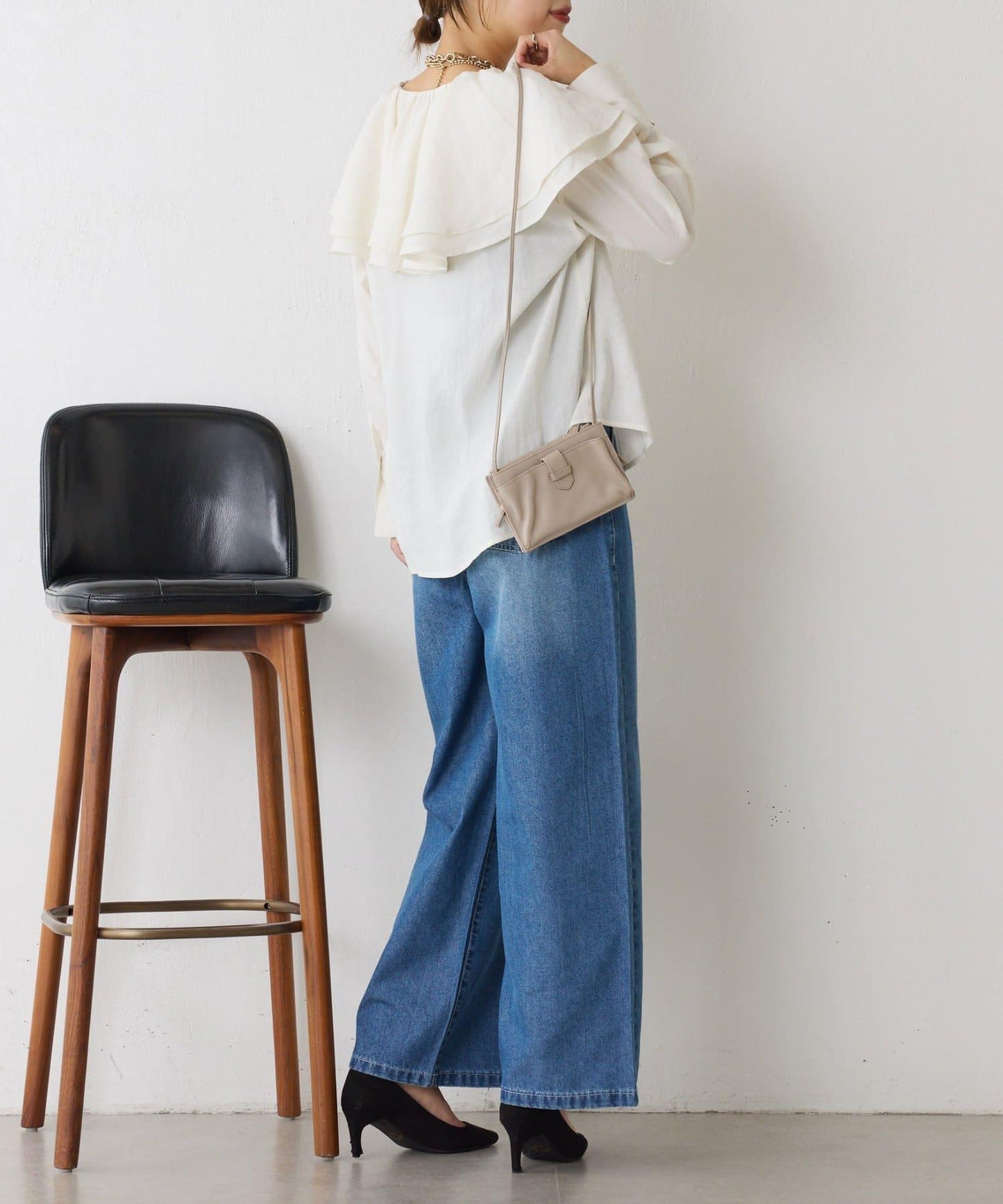 荷葉邊領口襯衫