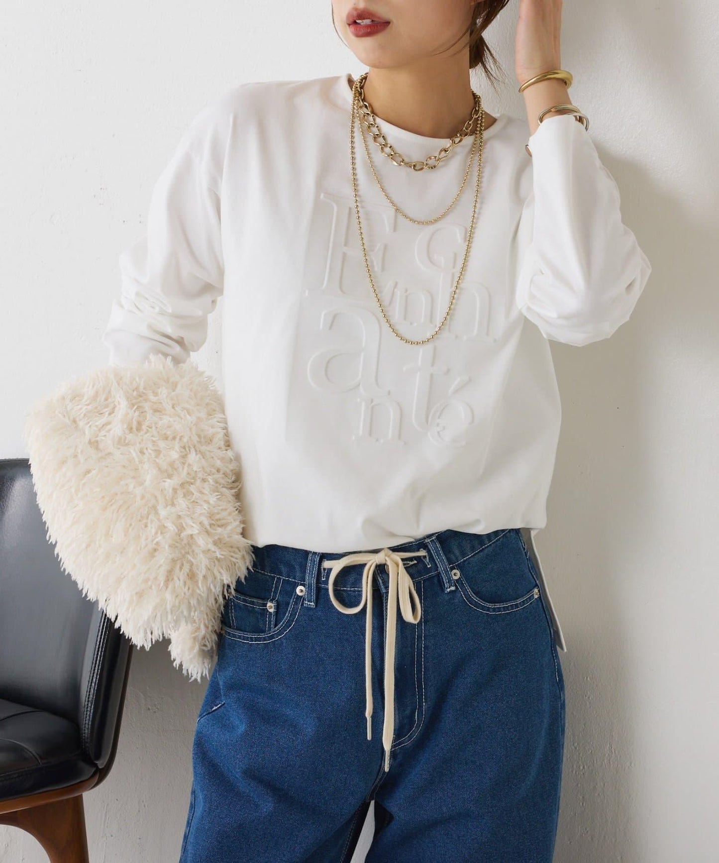 浮雕標誌短袖T恤