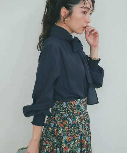 蝴蝶結繫帶 抽褶設計 女襯衫