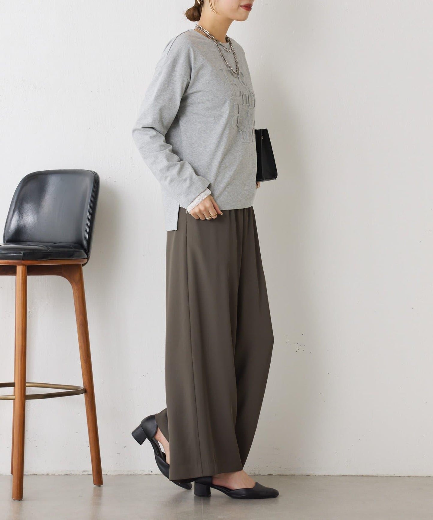 浮雕標誌短袖T恤