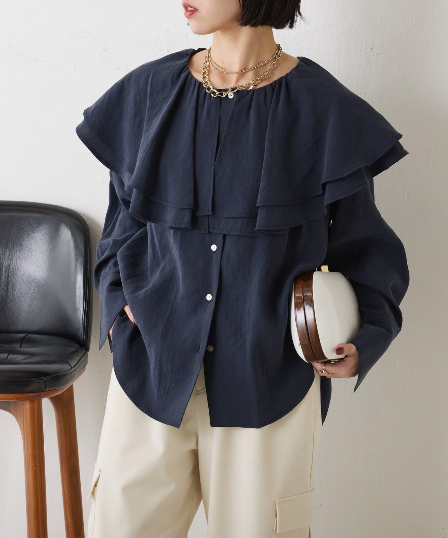 荷葉邊領口襯衫