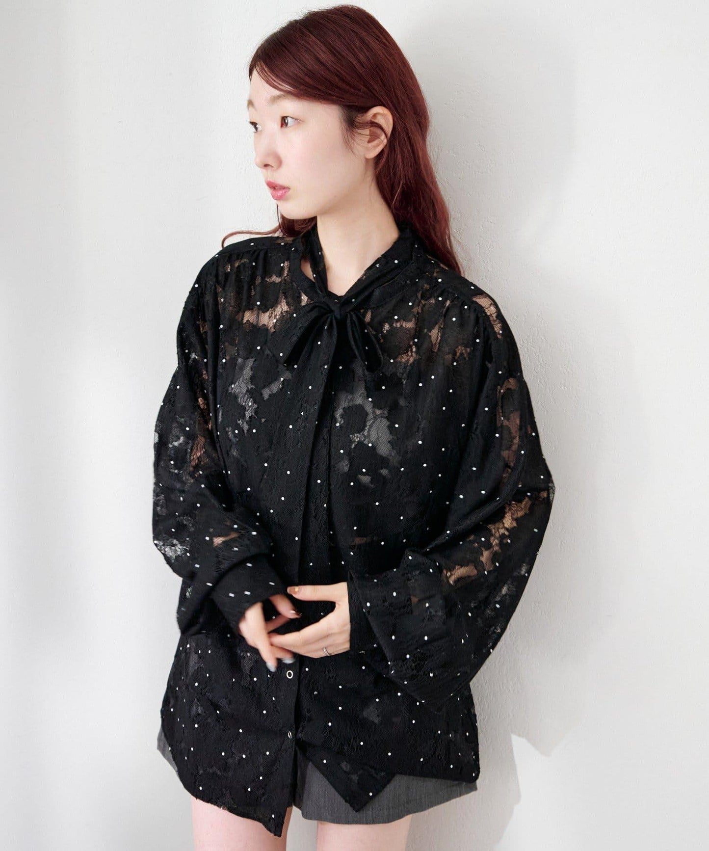 波點蕾絲蝴蝶結領襯衫