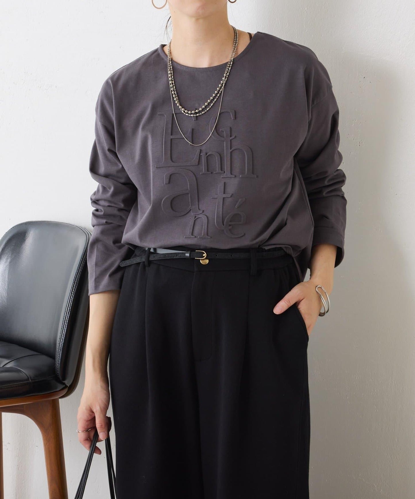 浮雕標誌短袖T恤