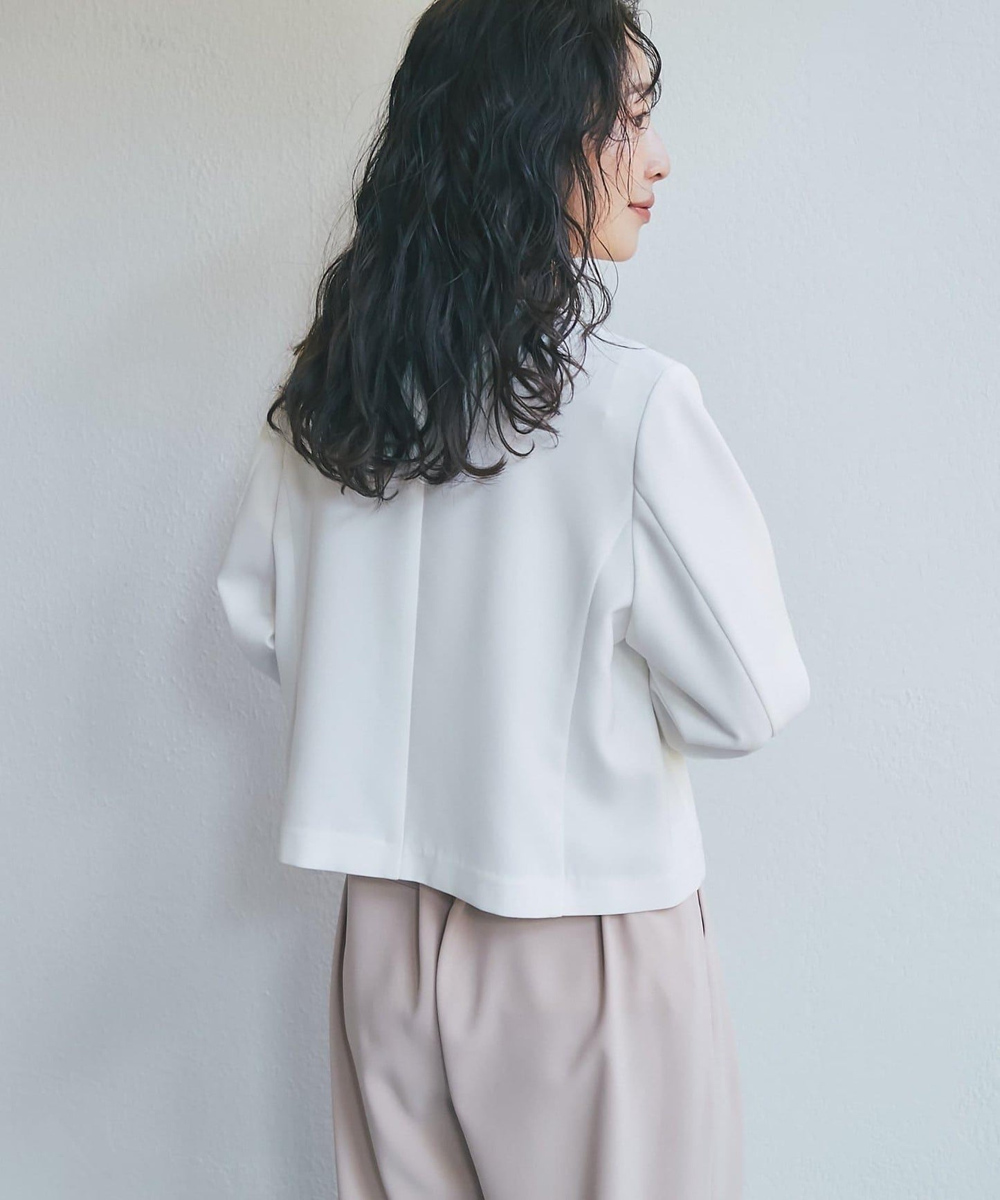 雙層交叉前襟珍珠裝飾夾克