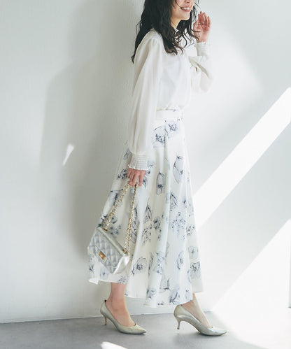 帶蝴蝶結領褶皺收腰襯衫