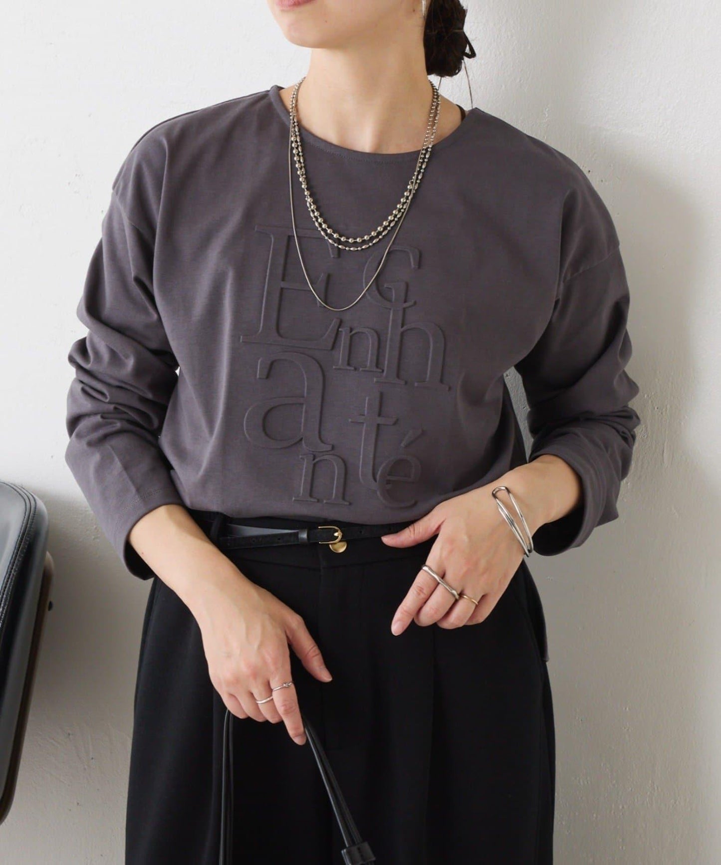 浮雕標誌短袖T恤