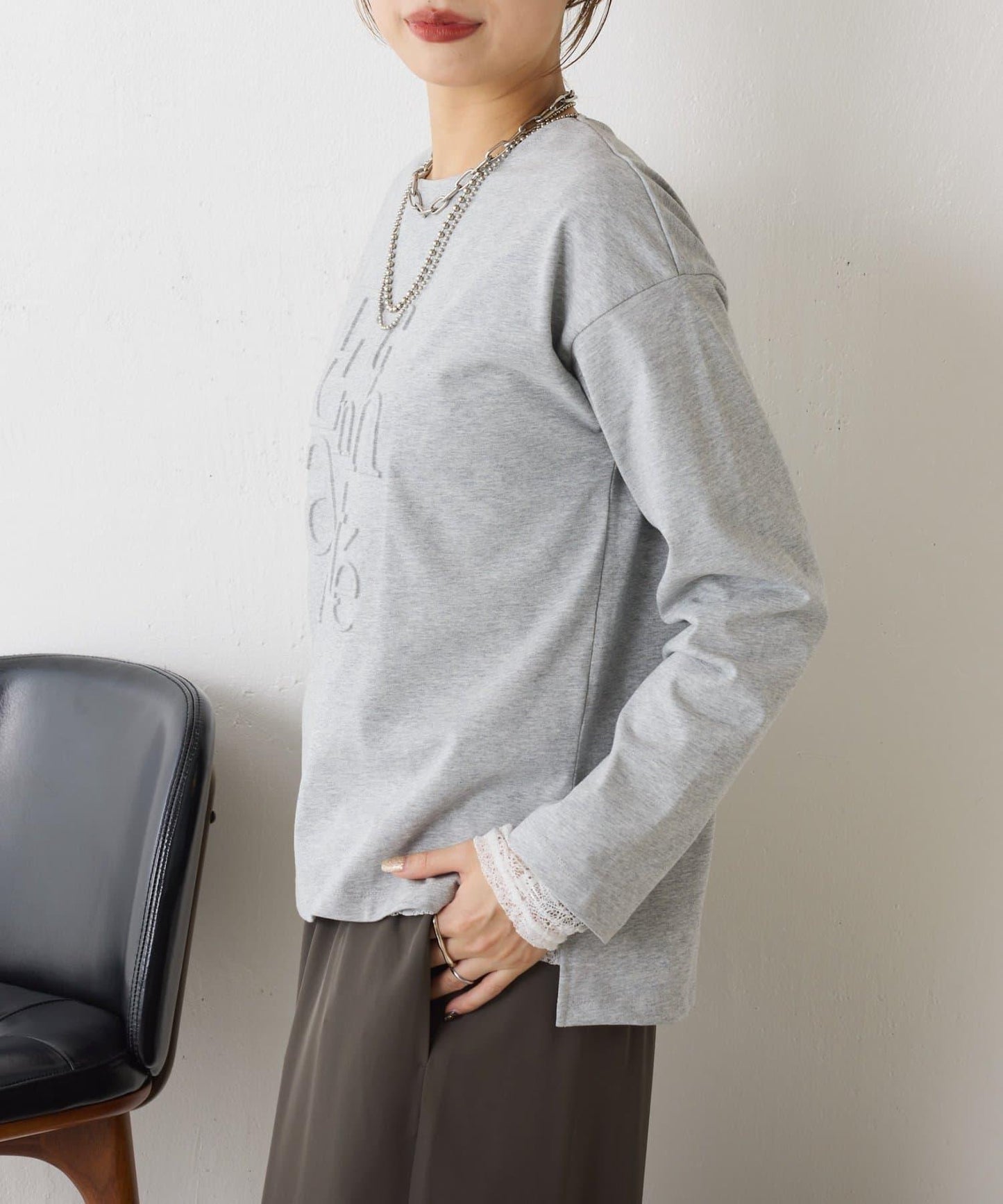 浮雕標誌短袖T恤