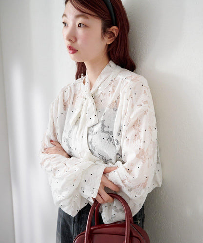 波點蕾絲蝴蝶結領襯衫