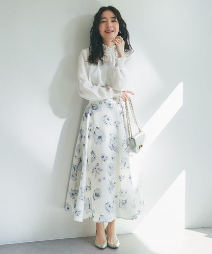 帶蝴蝶結領褶皺收腰襯衫