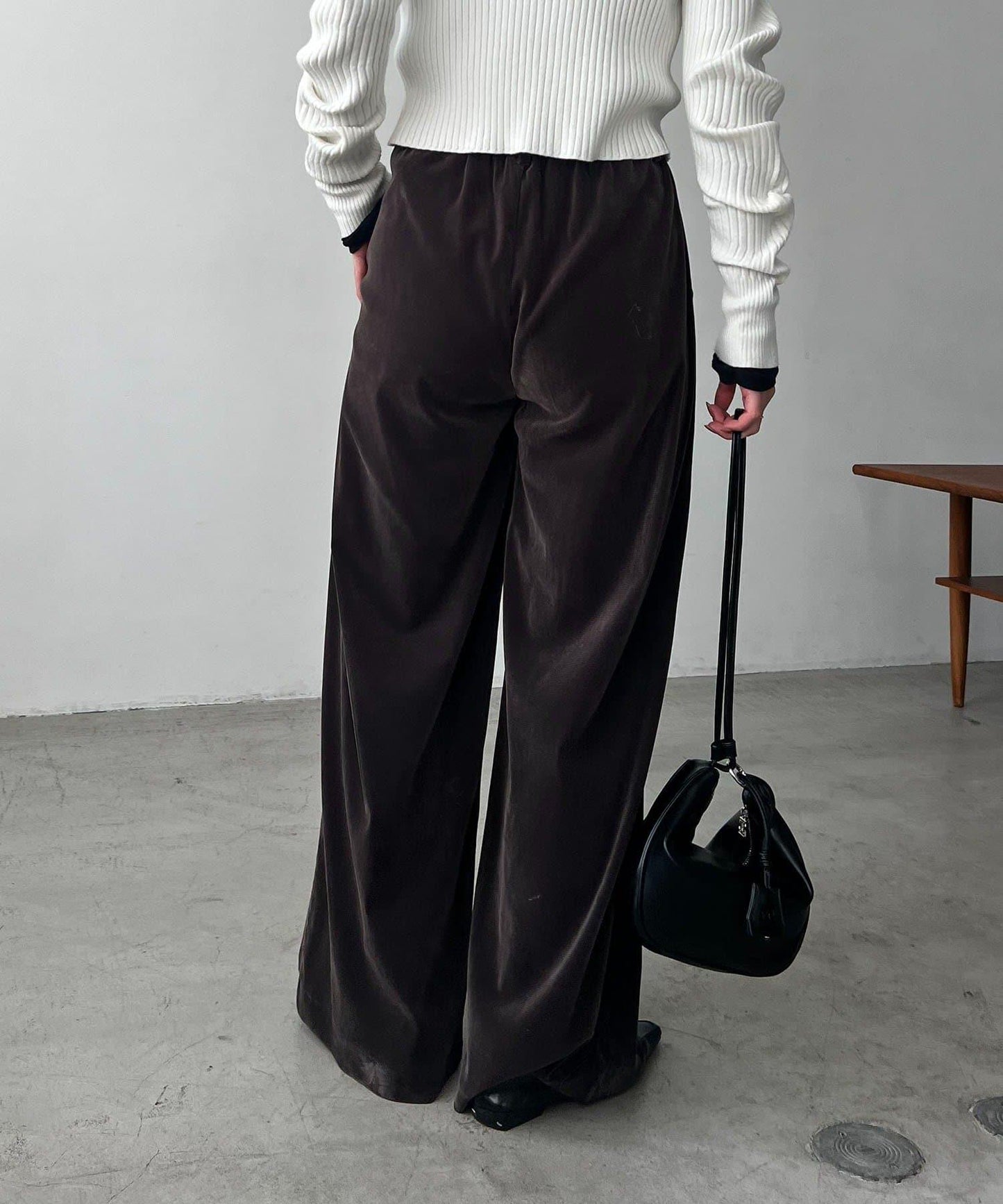 天鵝絨寬腿褲