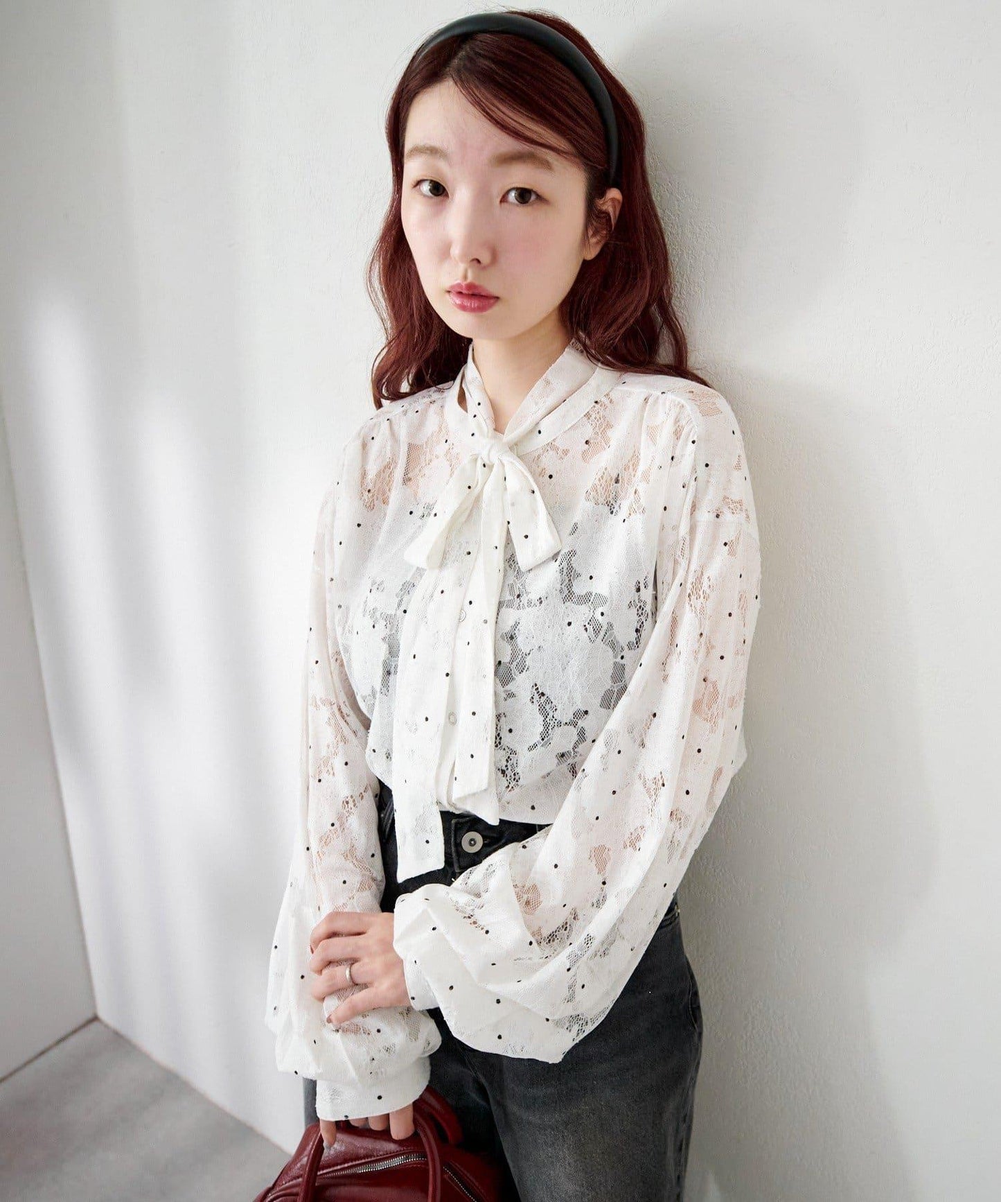波點蕾絲蝴蝶結領襯衫