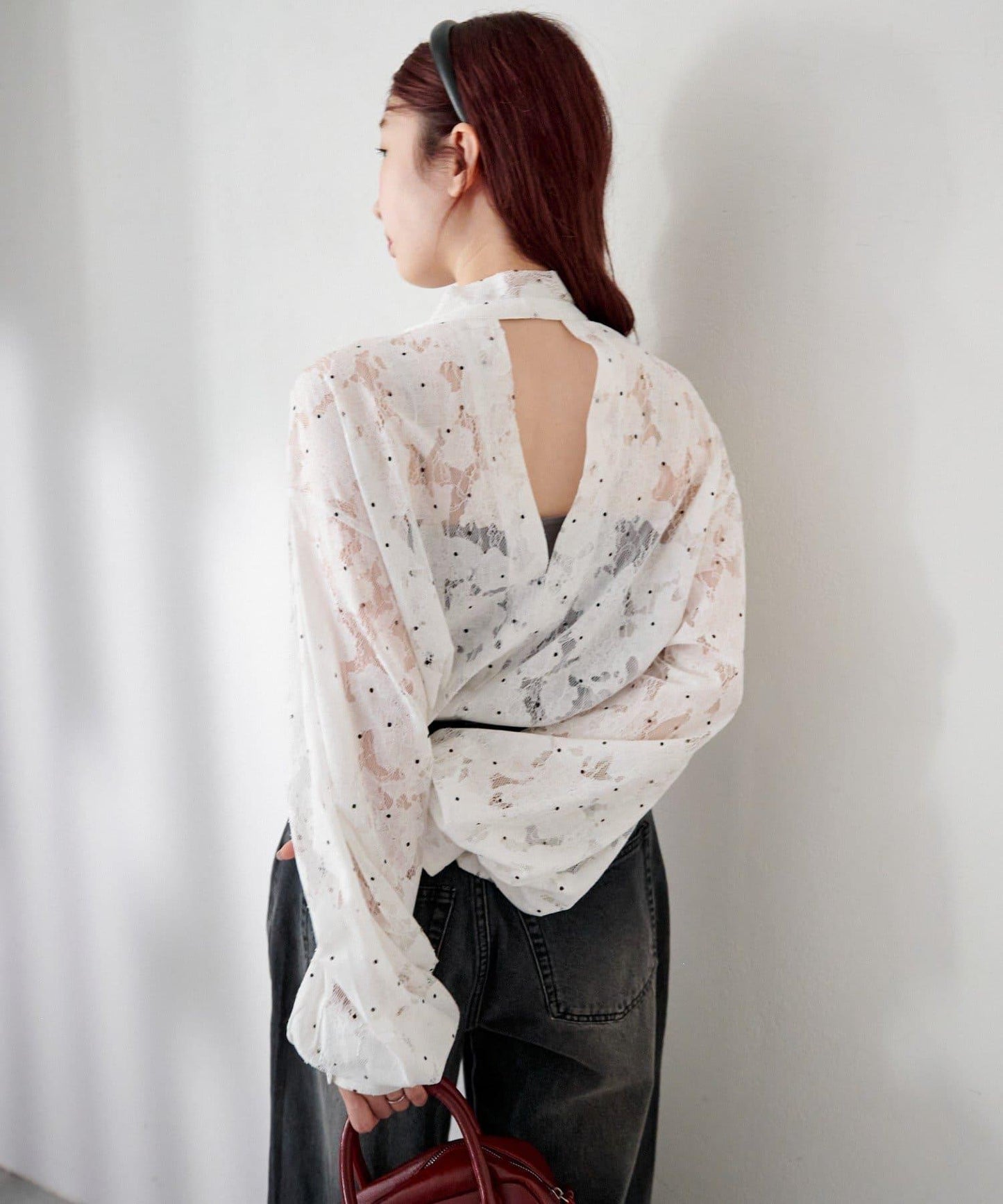 波點蕾絲蝴蝶結領襯衫