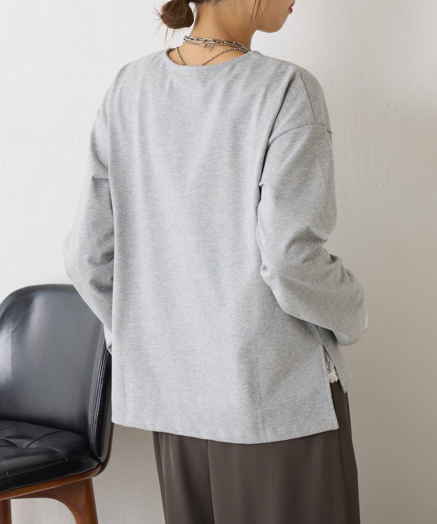 浮雕標誌短袖T恤