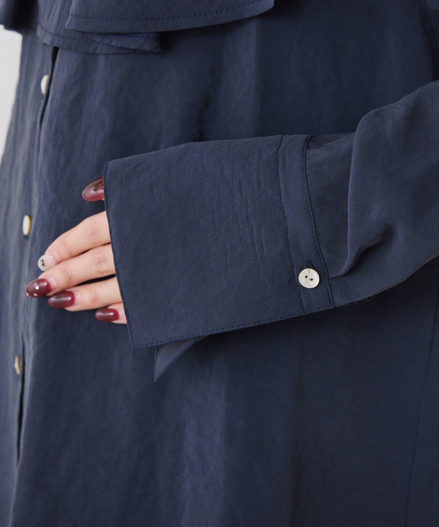 荷葉邊領口襯衫