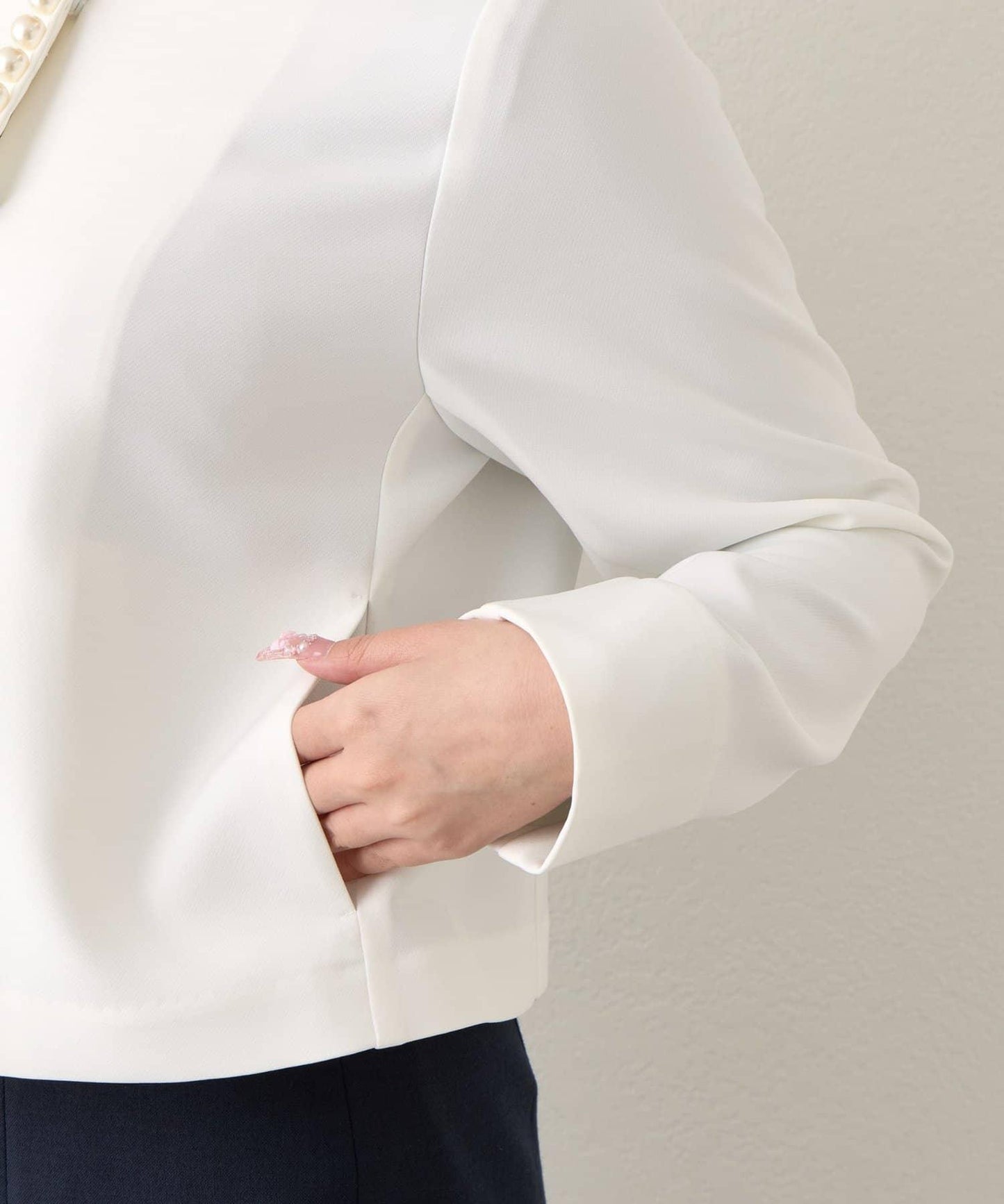 雙層交叉前襟珍珠裝飾夾克