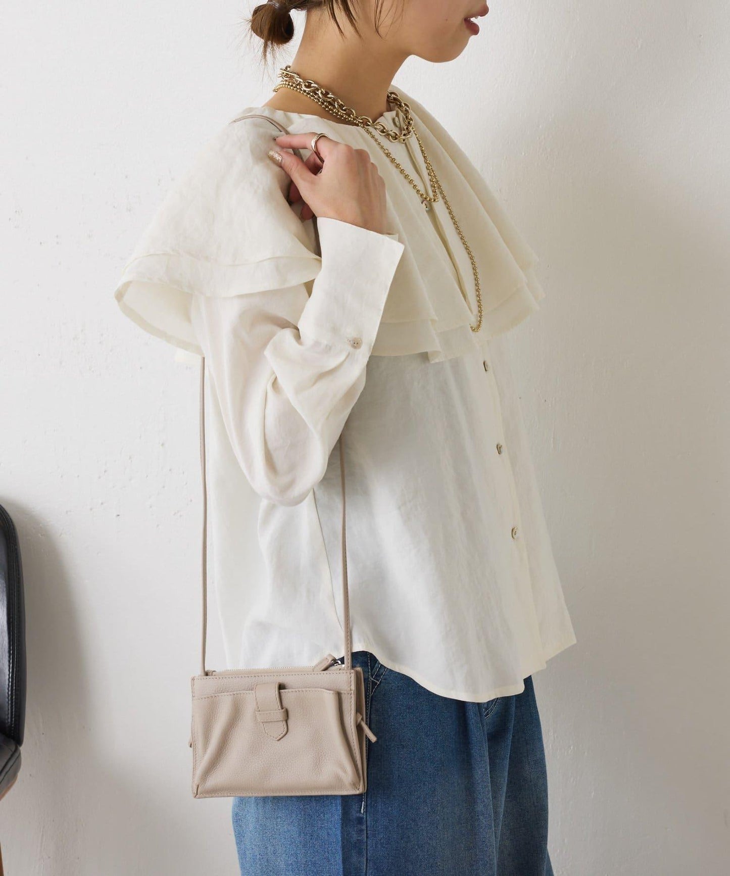 荷葉邊領口襯衫