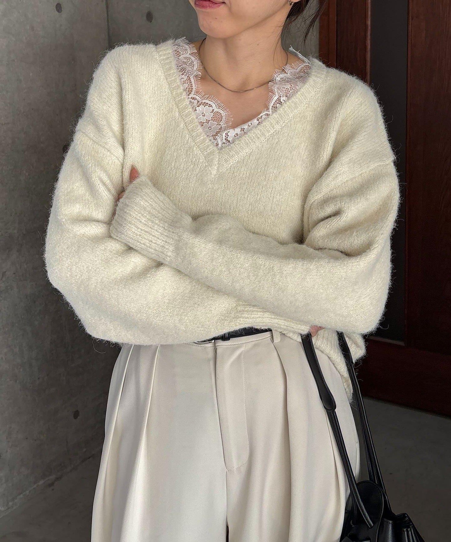 蕾絲裝飾針織衫