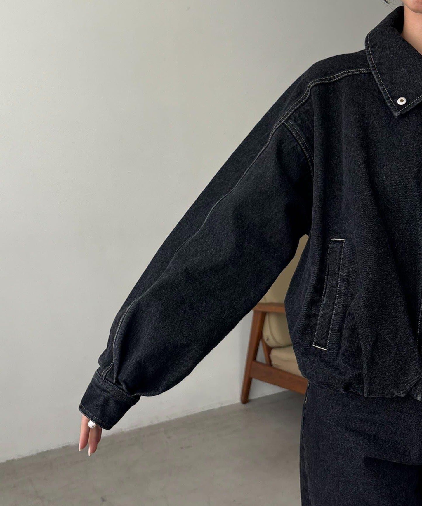 【有多種尺碼】圓領牛仔夾克