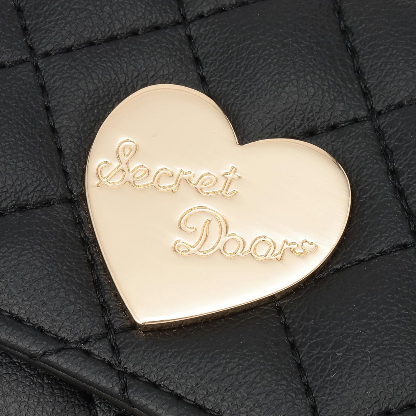 愛心毛絨鏈條錢包