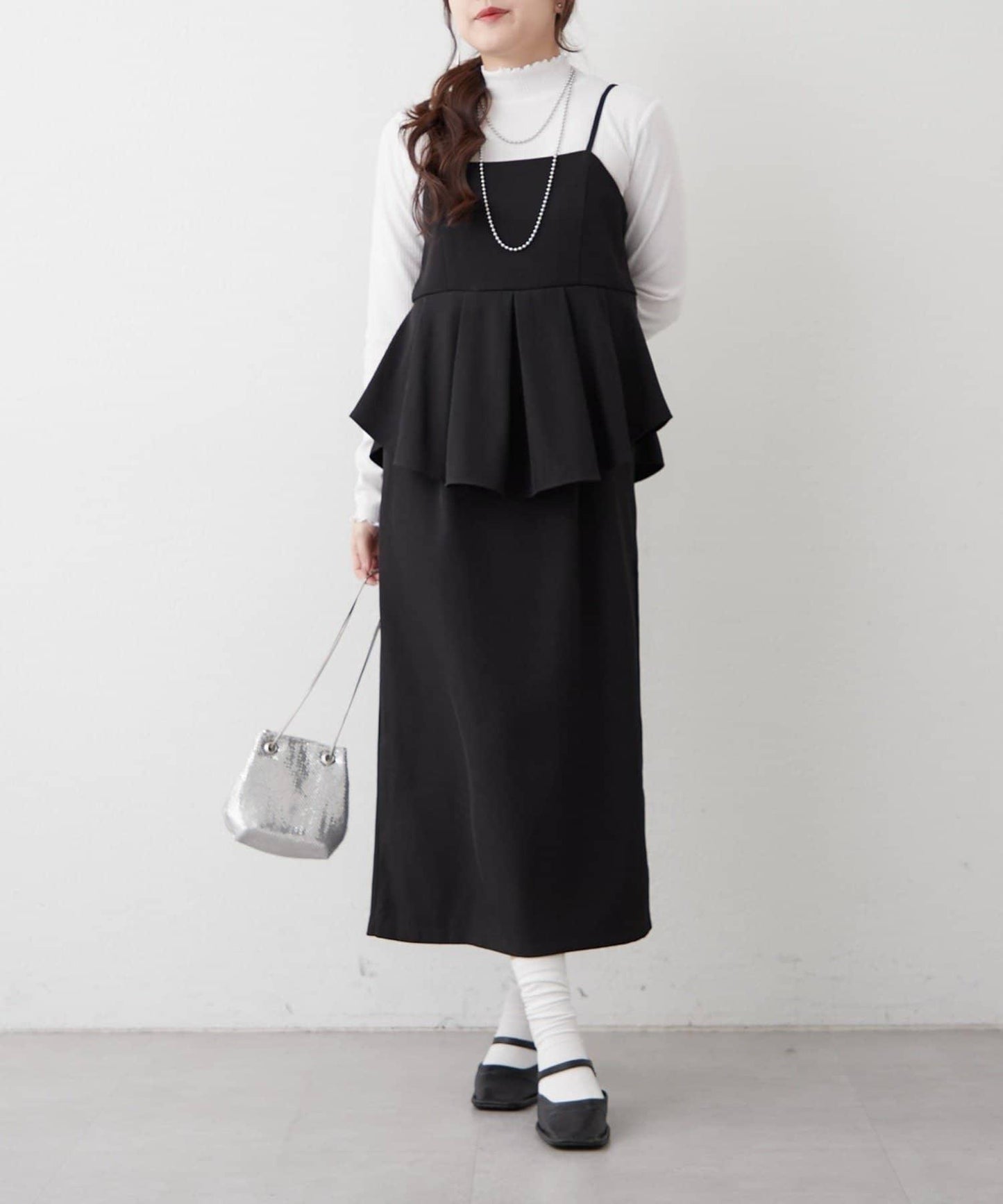 【2件套】羅紋內搭&荷葉邊吊帶連衣裙