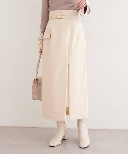 配腰帶修身半身裙