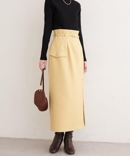 配腰帶修身半身裙