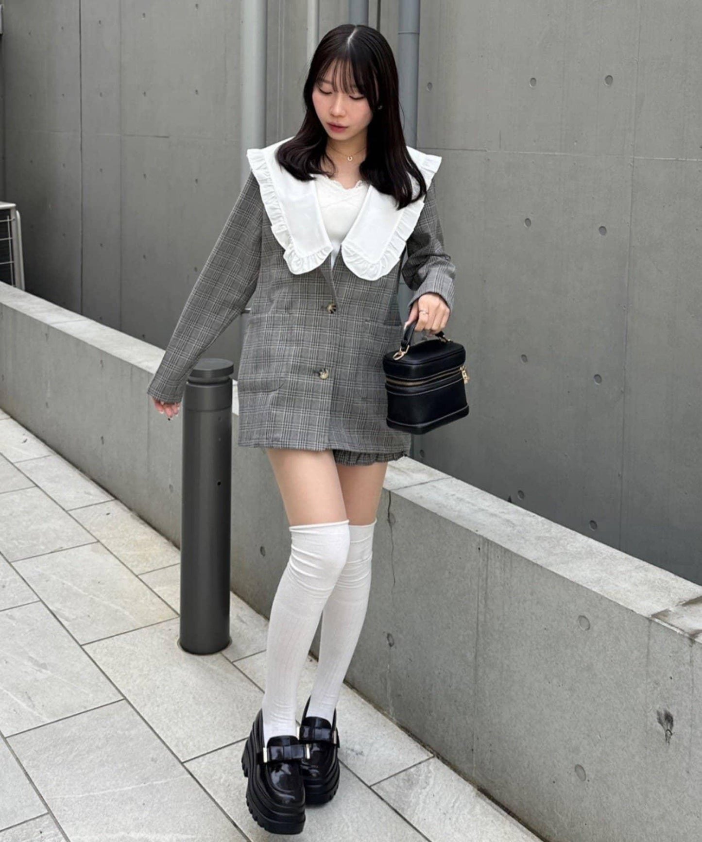 【2026春夏】不對稱荷葉邊領夾克