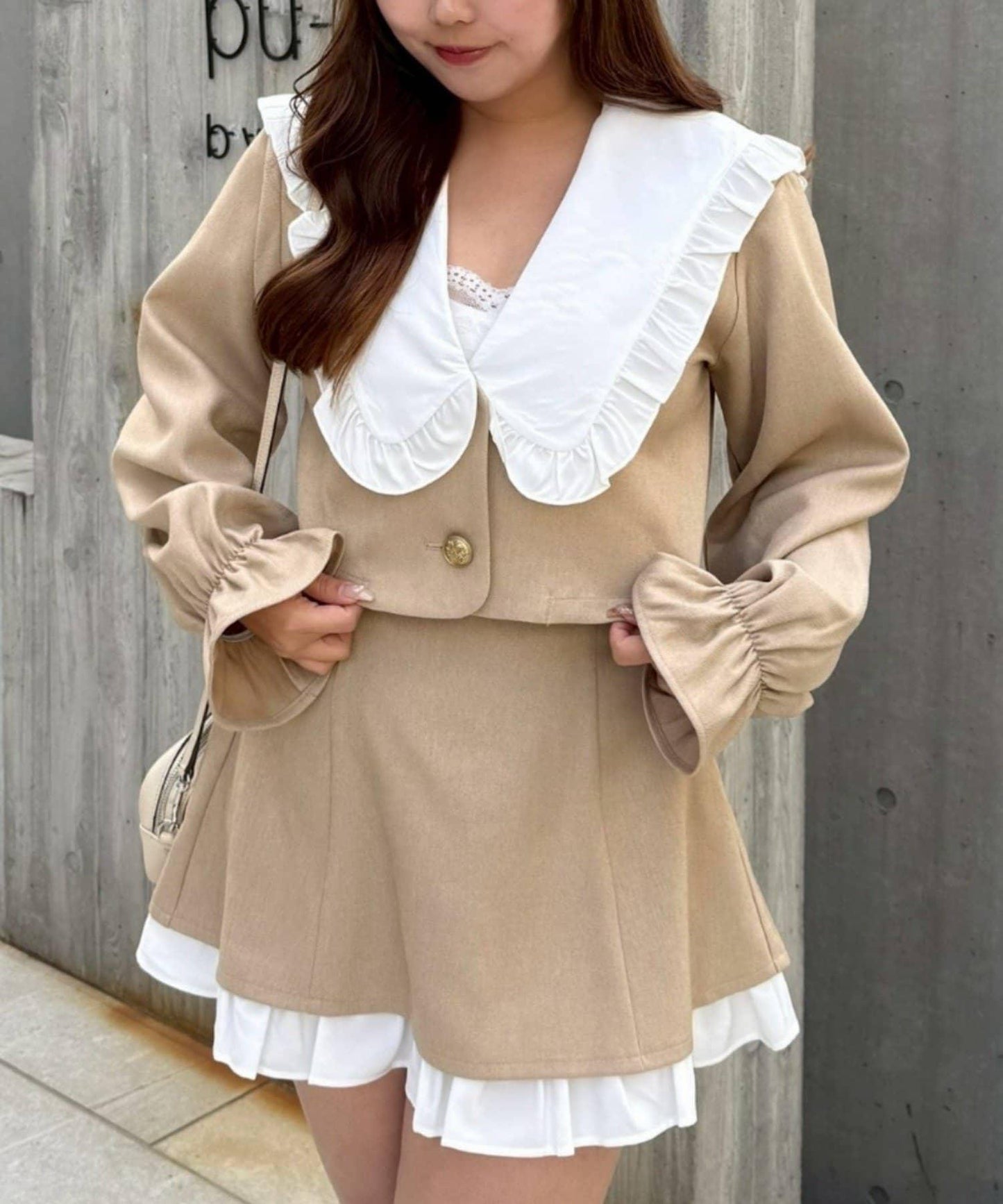 【2026春夏】不對稱荷葉邊領夾克