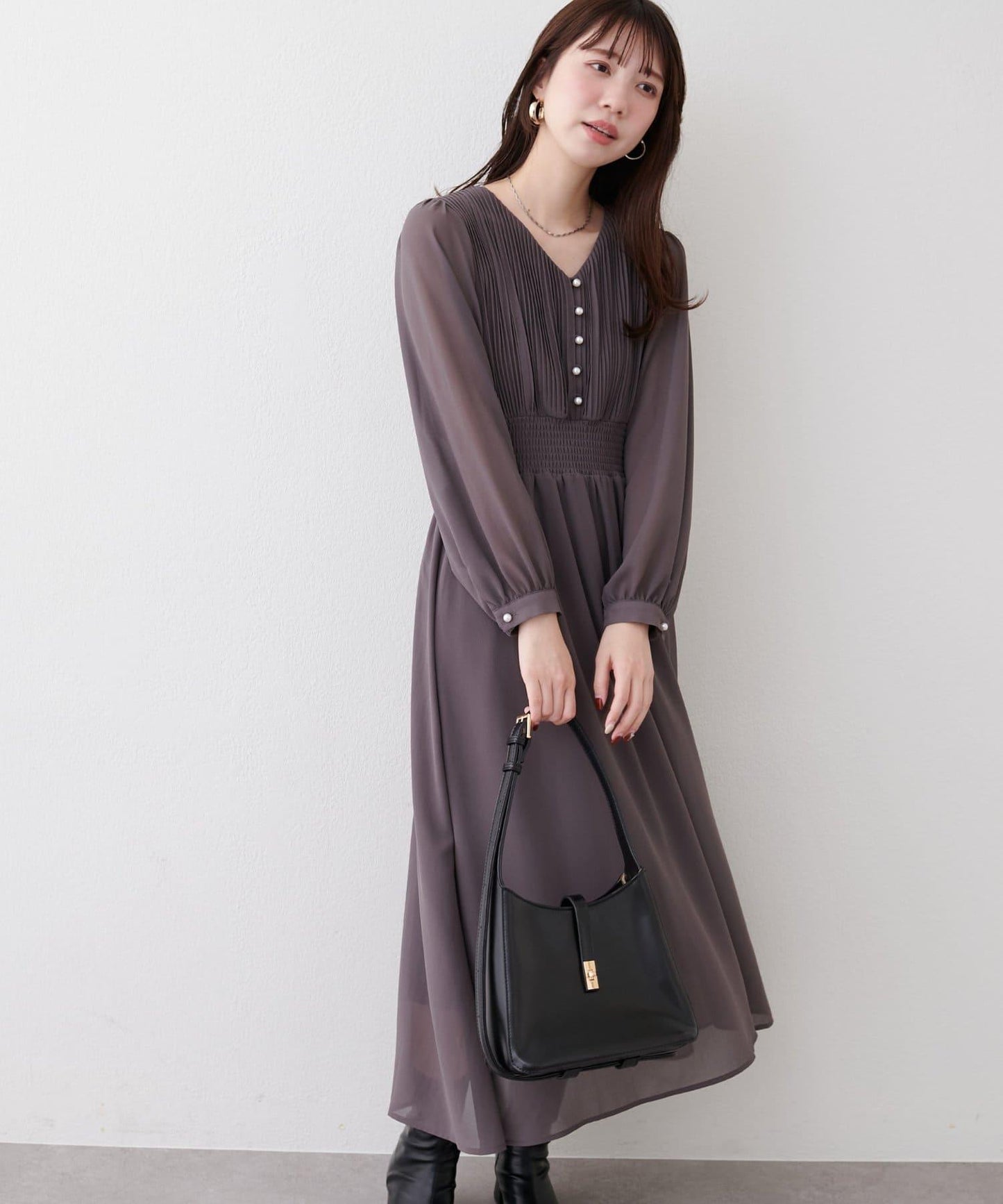 褶皺拼接優雅連衣裙