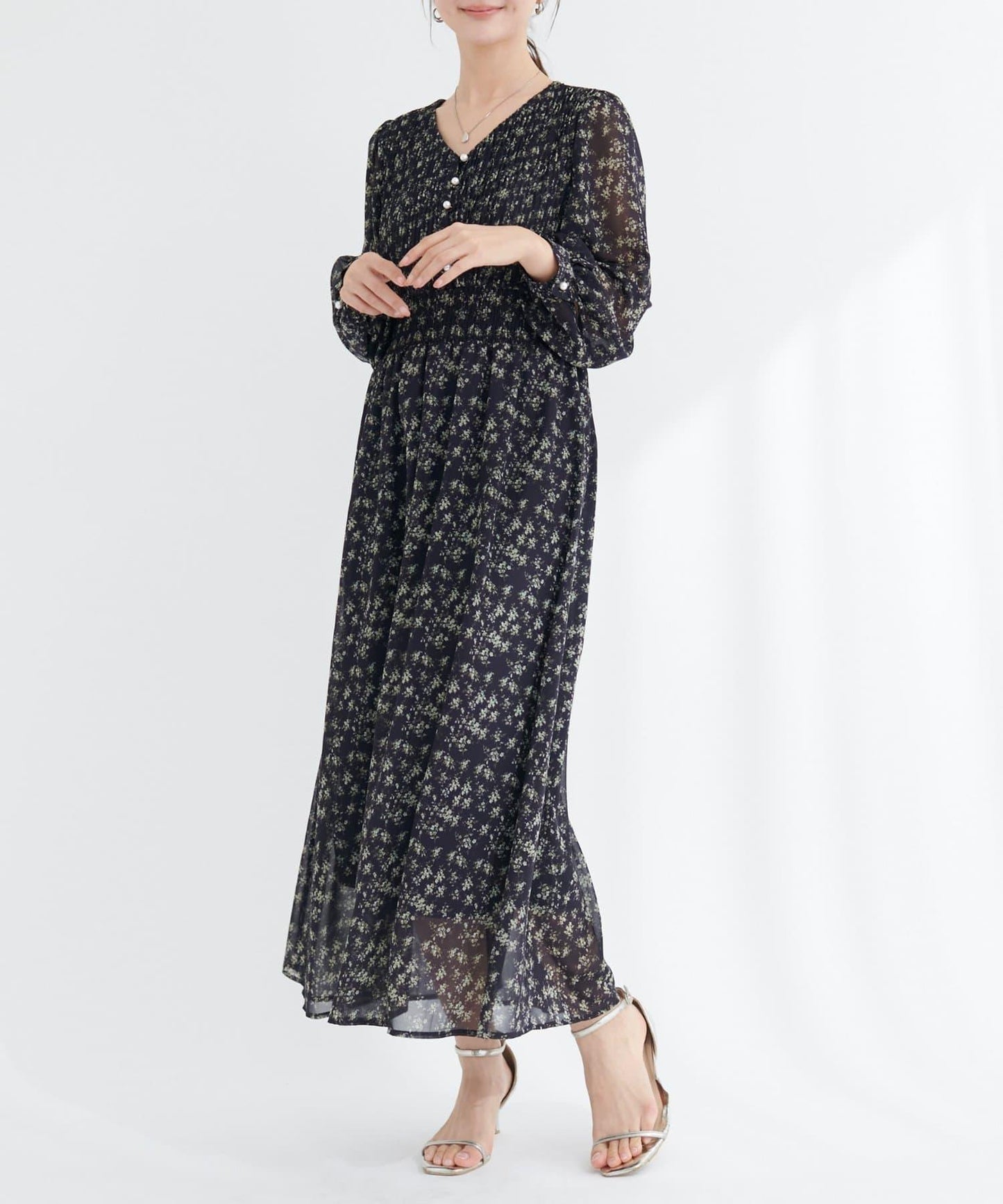 褶皺拼接優雅連衣裙