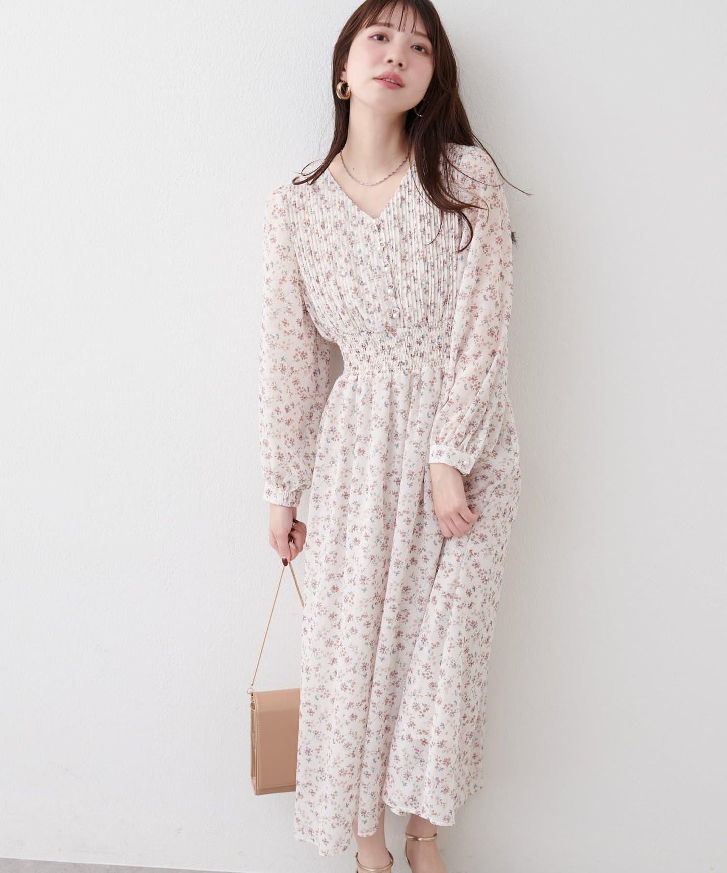 褶皺拼接優雅連衣裙