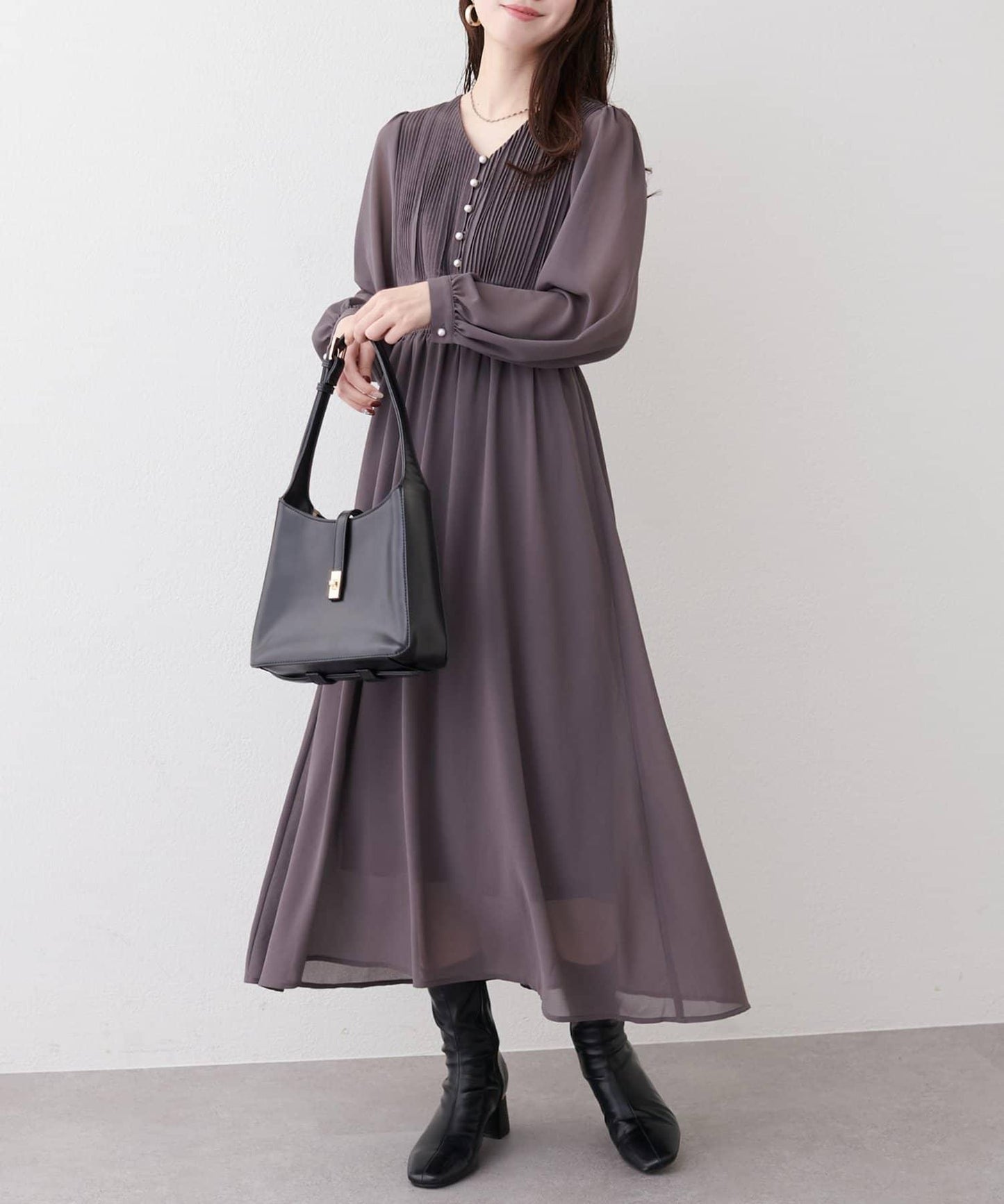 褶皺拼接優雅連衣裙