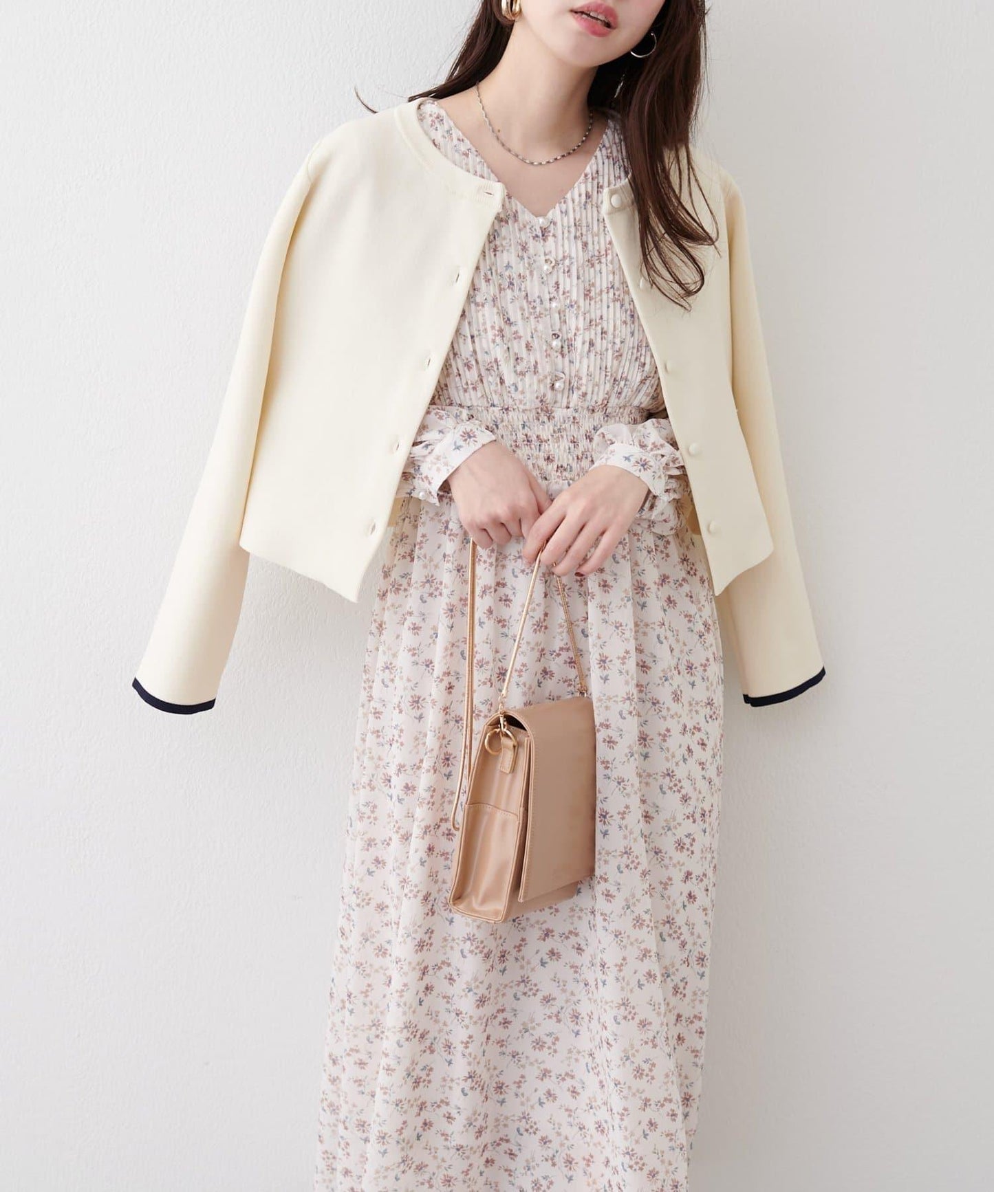 褶皺拼接優雅連衣裙