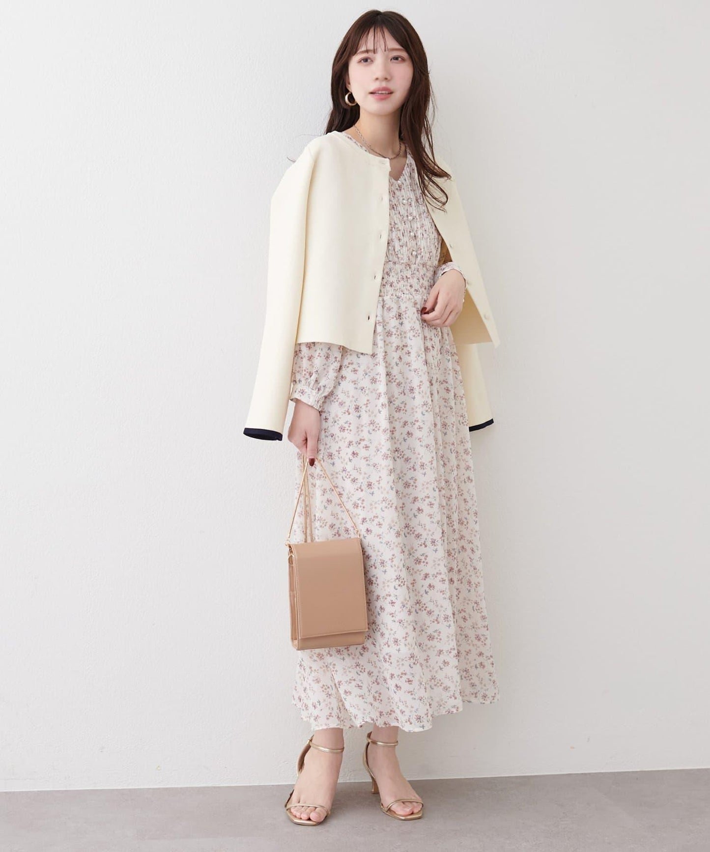 褶皺拼接優雅連衣裙