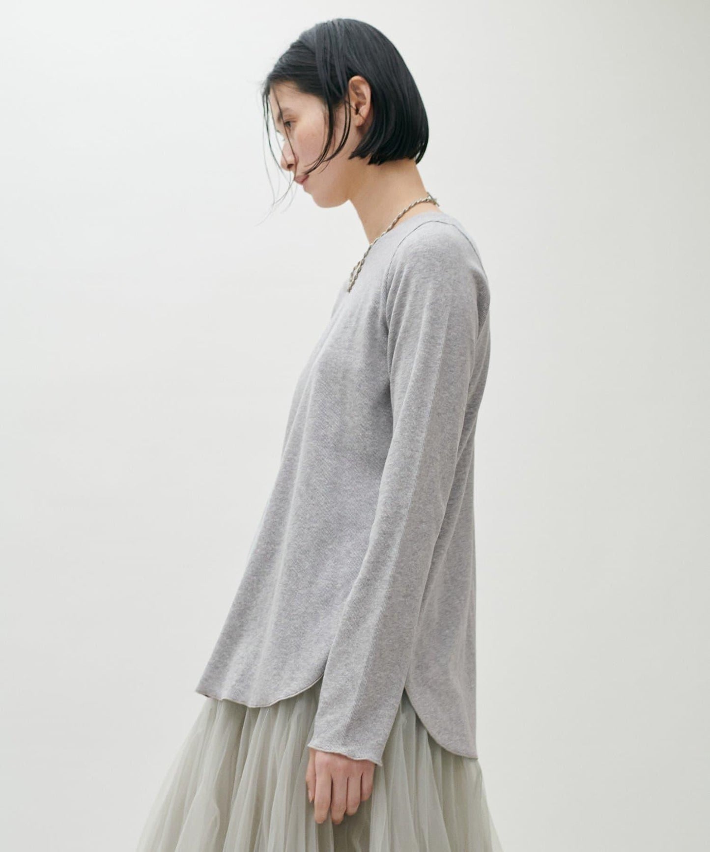 帶拇指孔長袖T恤