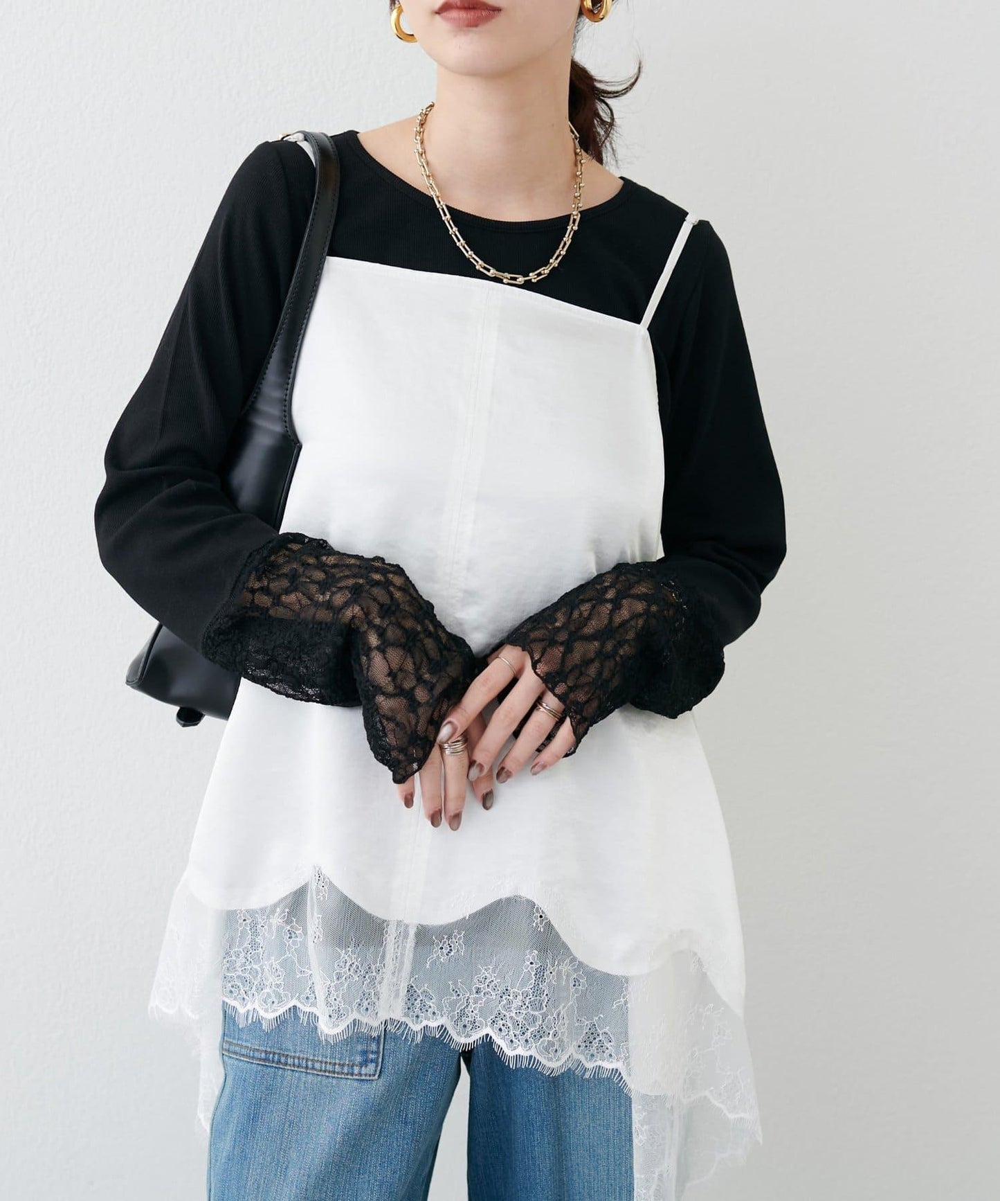 蕾絲拼接長袖T恤