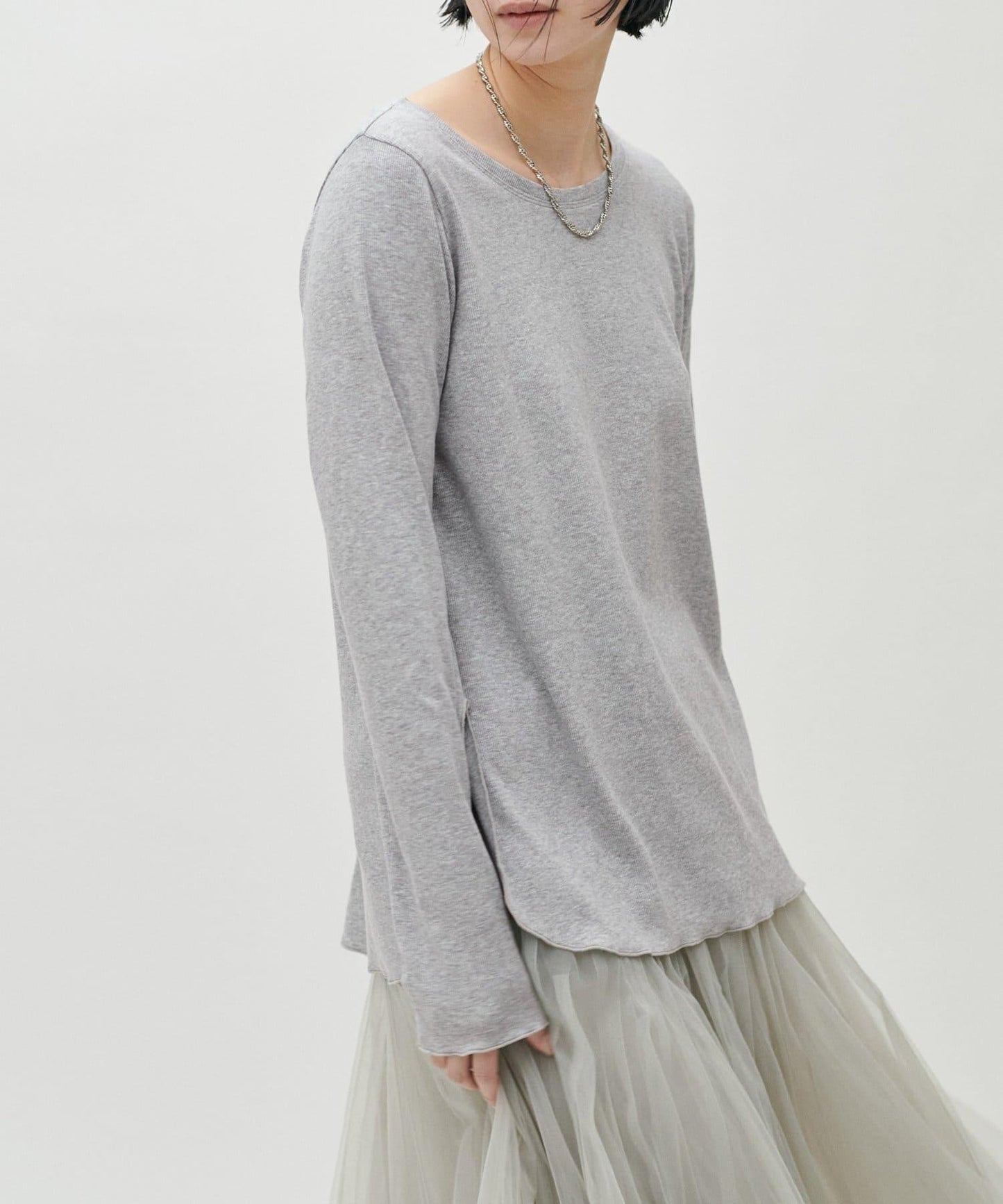 帶拇指孔長袖T恤