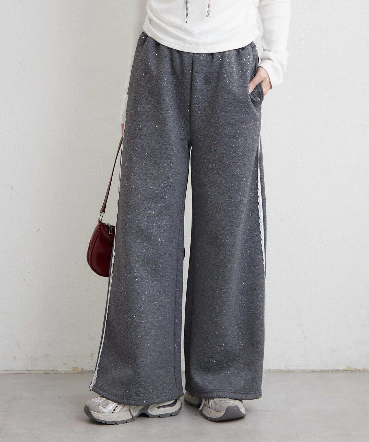 【2026春夏】側邊蕾絲休閒褲