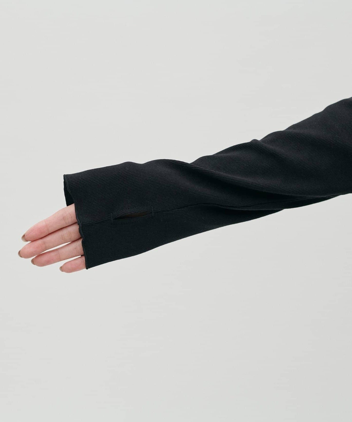 帶拇指孔長袖T恤