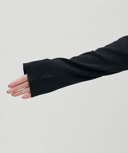 帶拇指孔長袖T恤