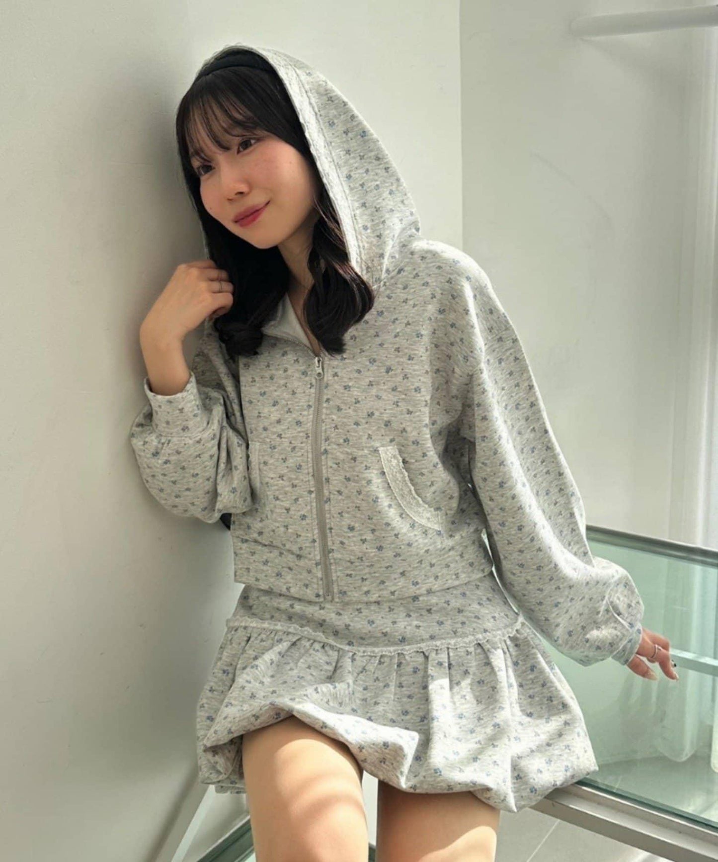 【2026春夏】蕾絲拼接拉鍊連帽衛衣