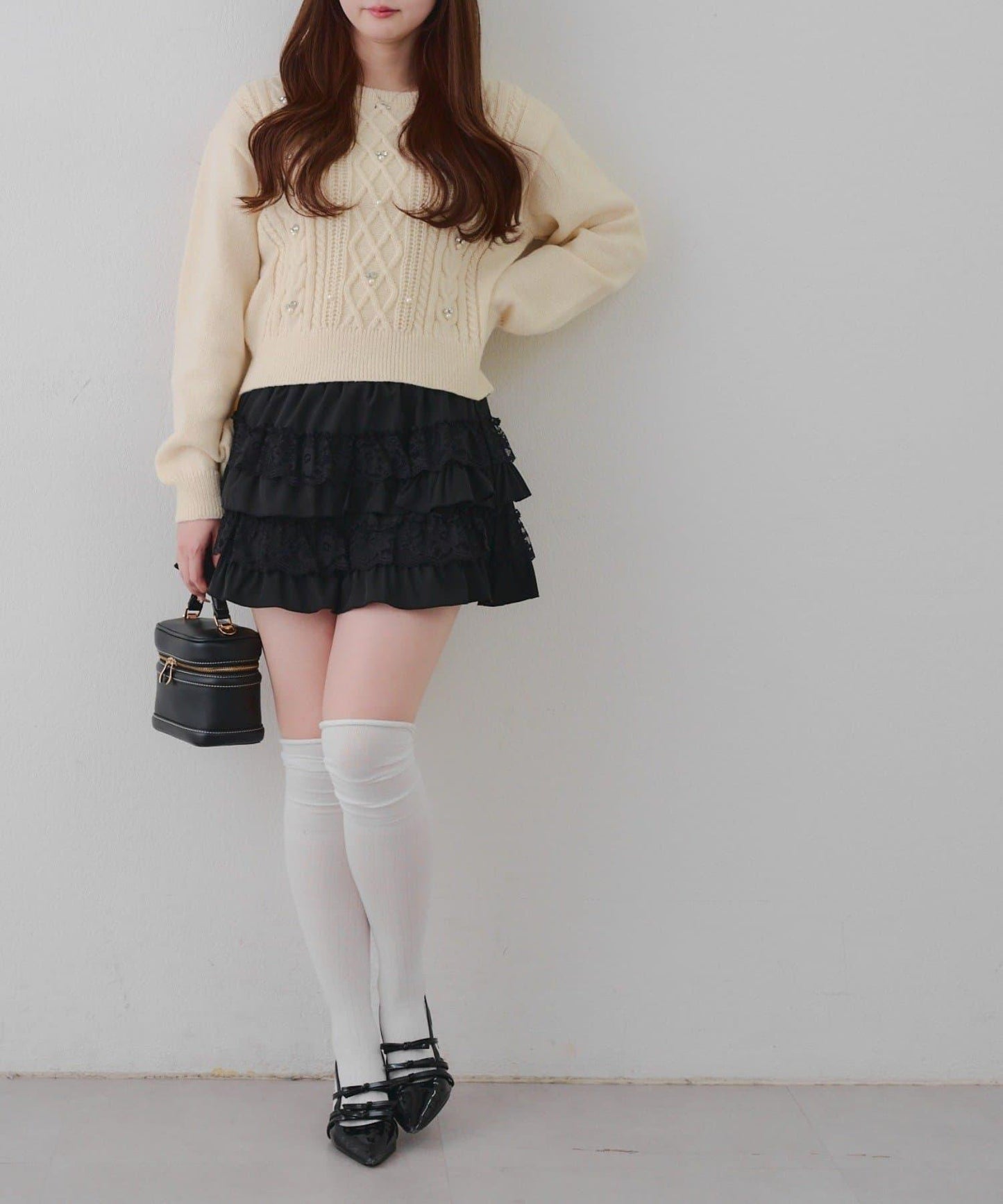 珍珠裝飾麻花針織套頭衫